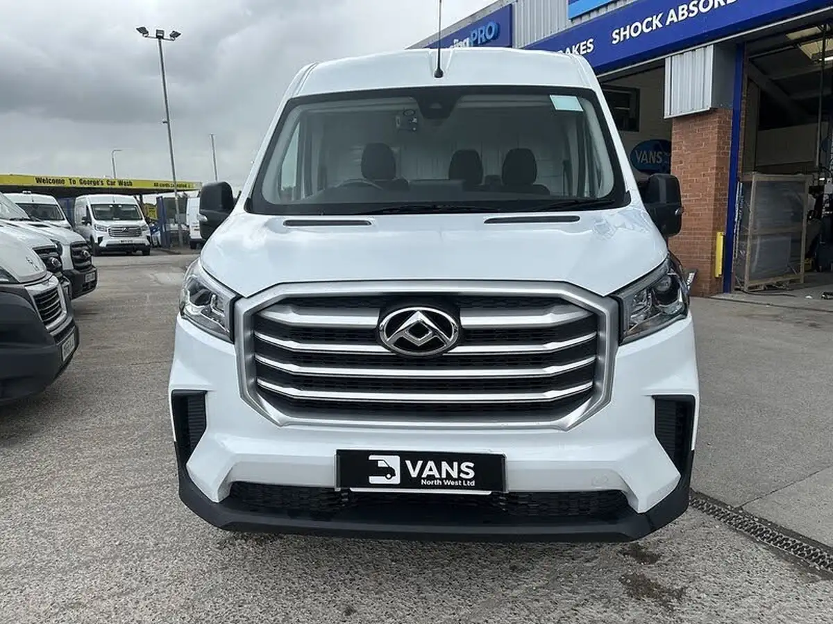 2022-maxus-deliver-9-big-8
