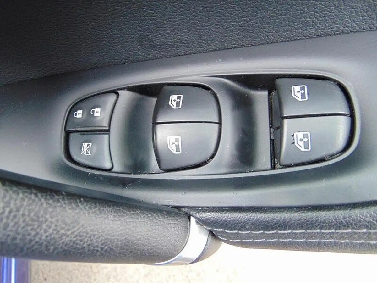 2018-nissan-qashqai-15dci-tekna-115ps-big-19