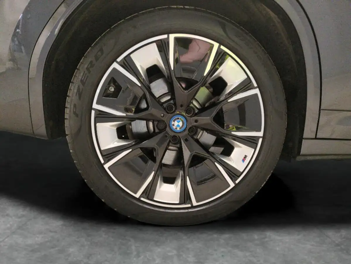 2022-bmw-ix3-e-m-sport-pro-big-39