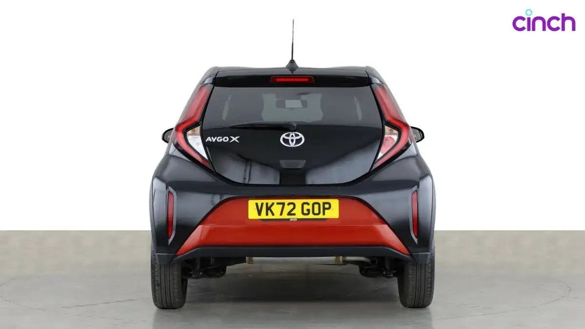 2022-toyota-aygo-x-10-vvt-i-edge-big-5