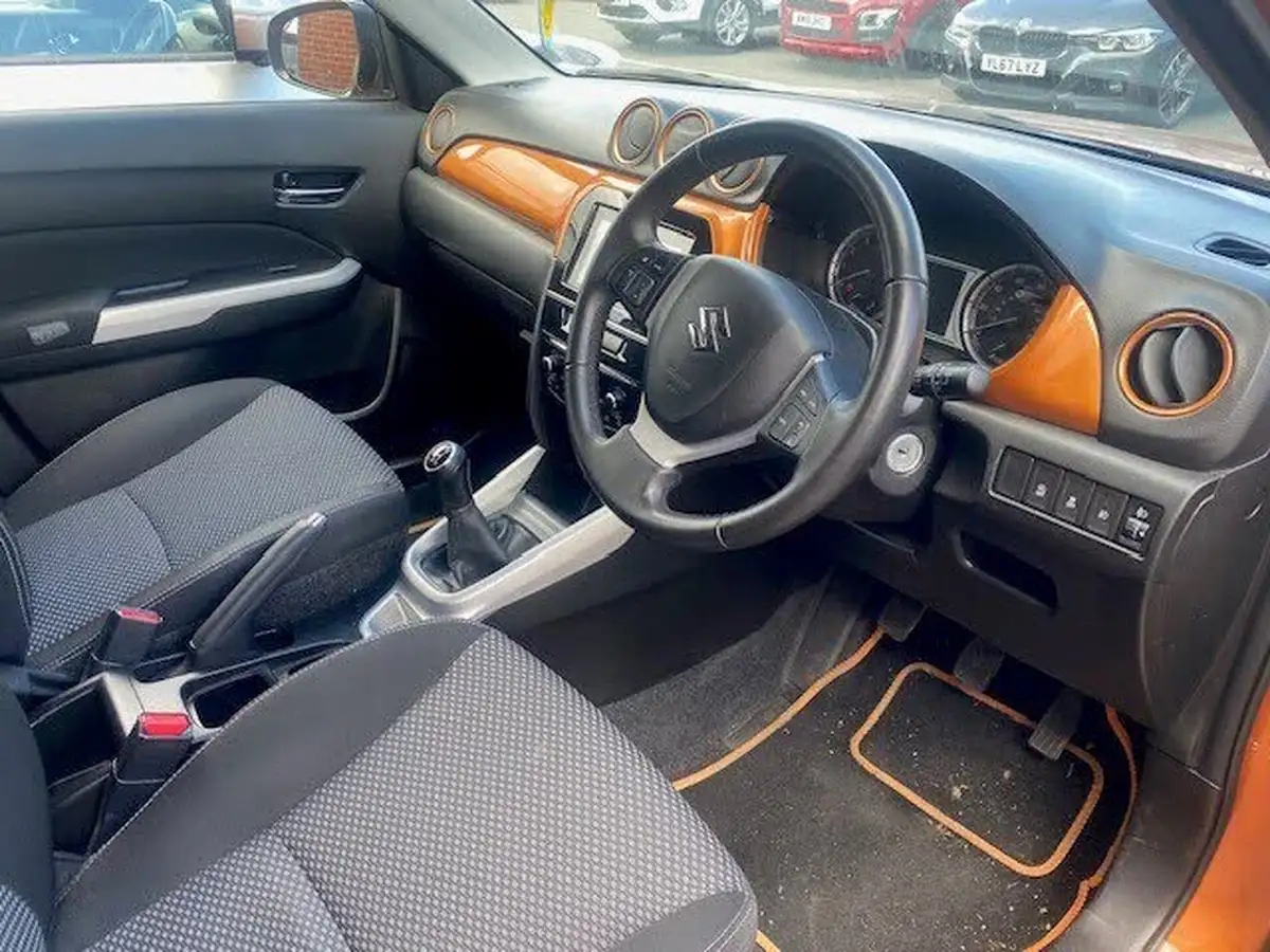 2016-suzuki-vitara-16-sz-t-big-7