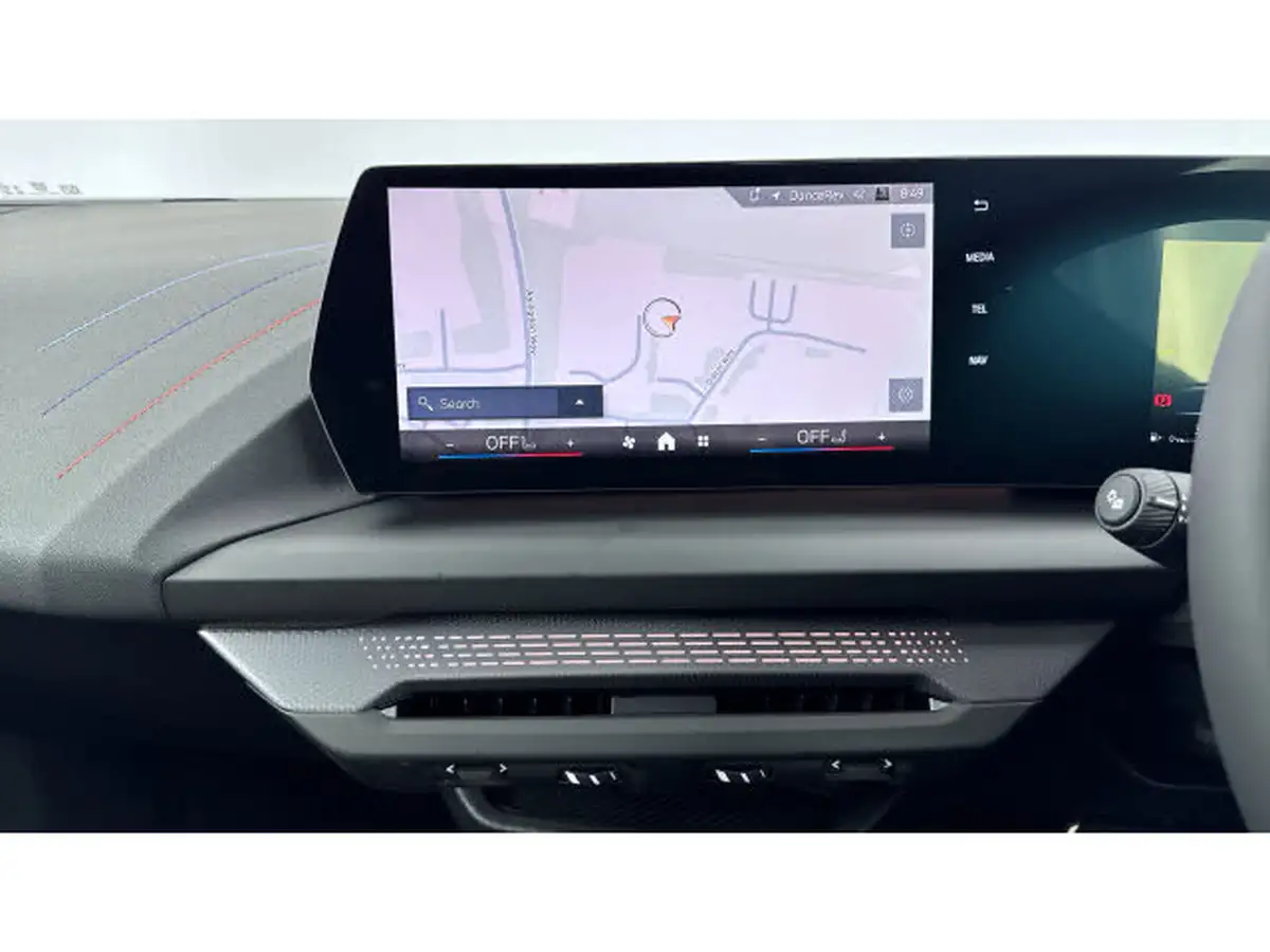 2025-bmw-2-series-20-220i-m-sport-168bhp-gran-4d-1499cc-auto-big-7