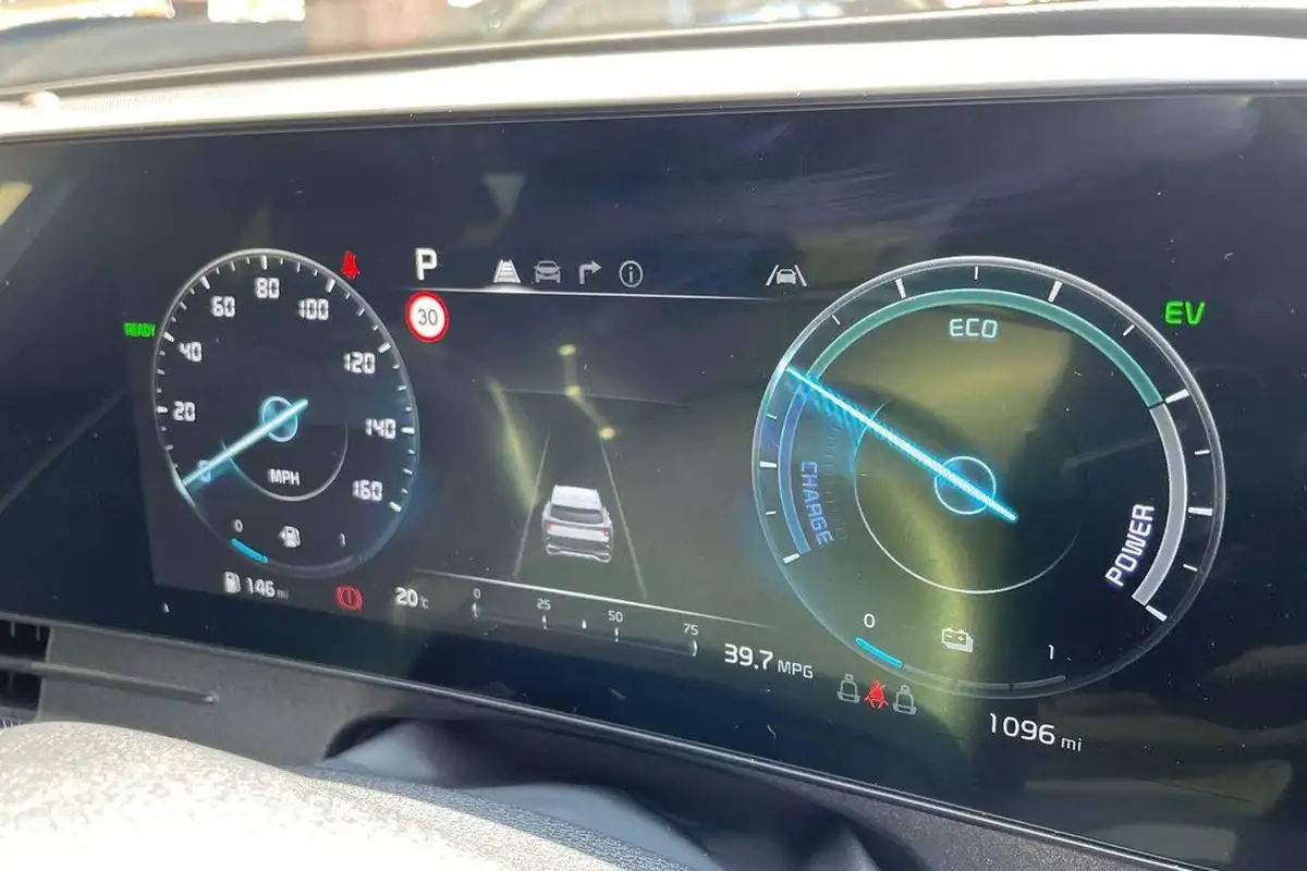 2025-kia-sportage-16-t-gdi-gt-line-s-207bhp-hev-auto-big-12