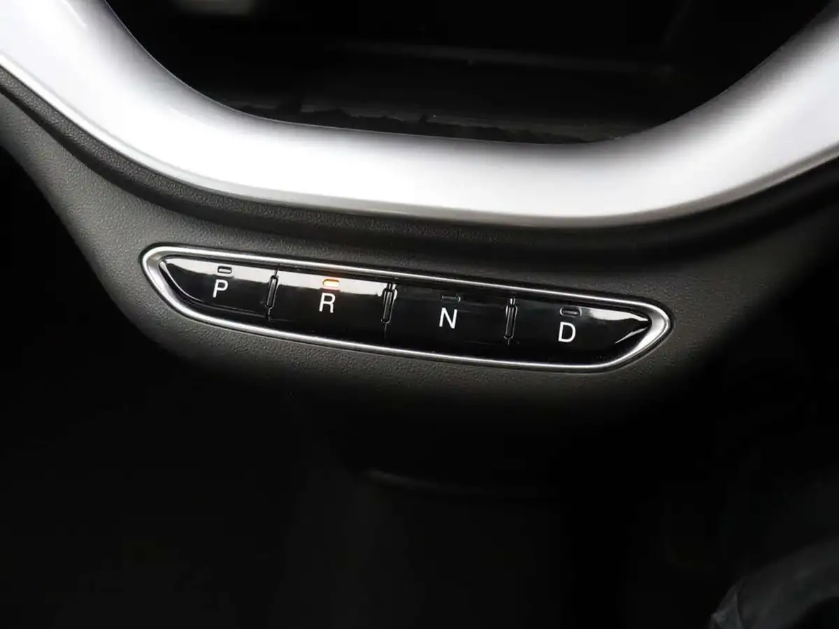 2022-fiat-500-e-icon-117bhp-big-28