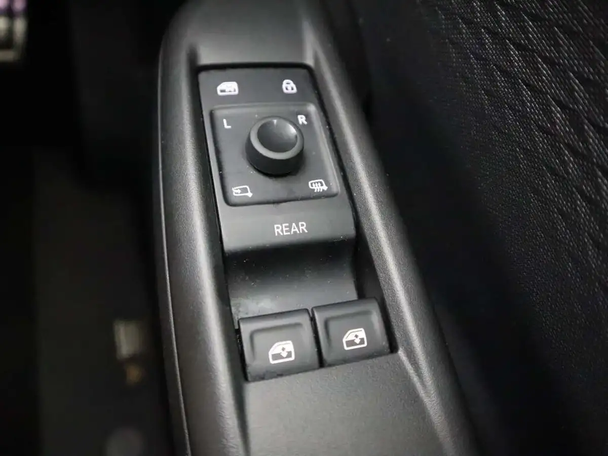 2024-cupra-born-e-v2-230ps-58kwh-e-boost-big-36