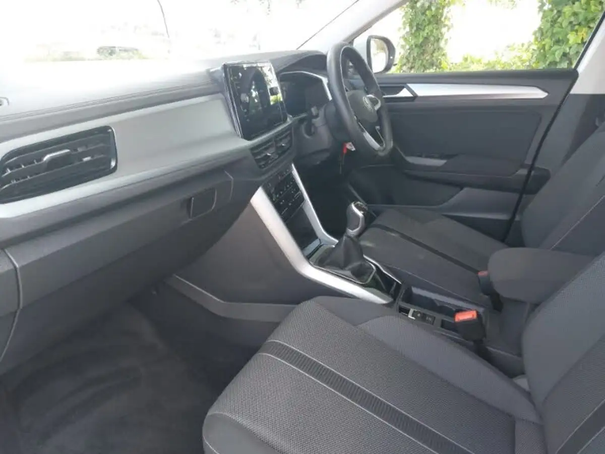 2024-volkswagen-t-roc-10-tsi-life-110ps-big-4