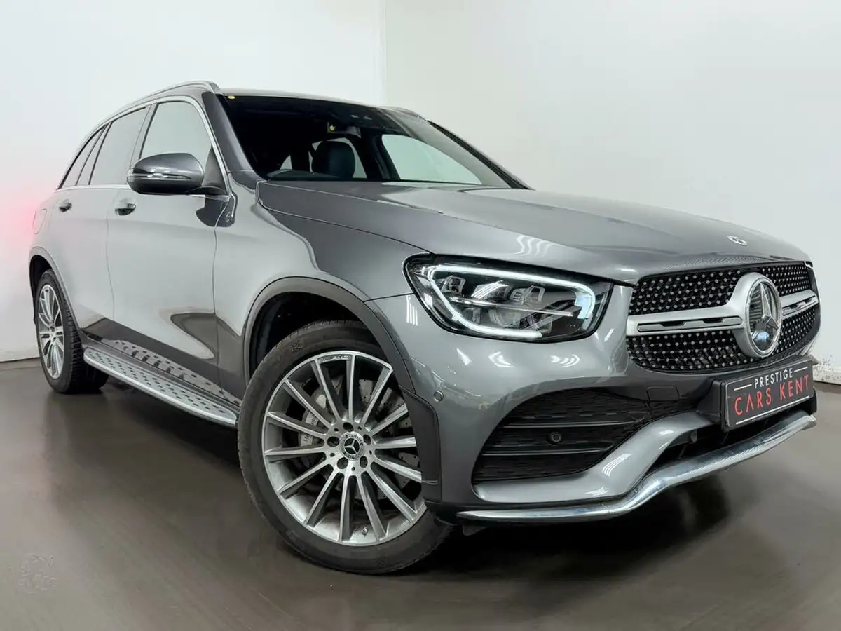 2022-mercedes-benz-glc-class-20-glc300-amg-line-premium-towing-station-wagon-5d-1991cc-big-12