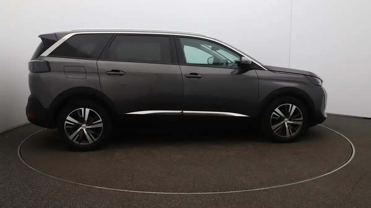 2021-peugeot-5008-suv-12-puretech-allure-premium-big-52
