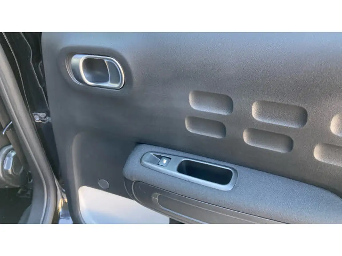 2018-citroen-c3-12-puretech-feel-82ps-big-27