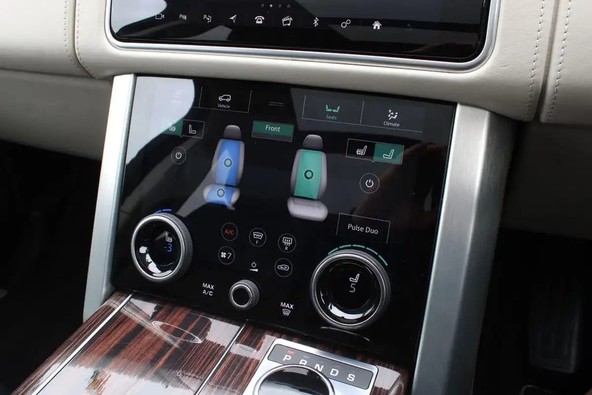 2019-land-rover-range-rover-30-sdv6-autobiography-big-25
