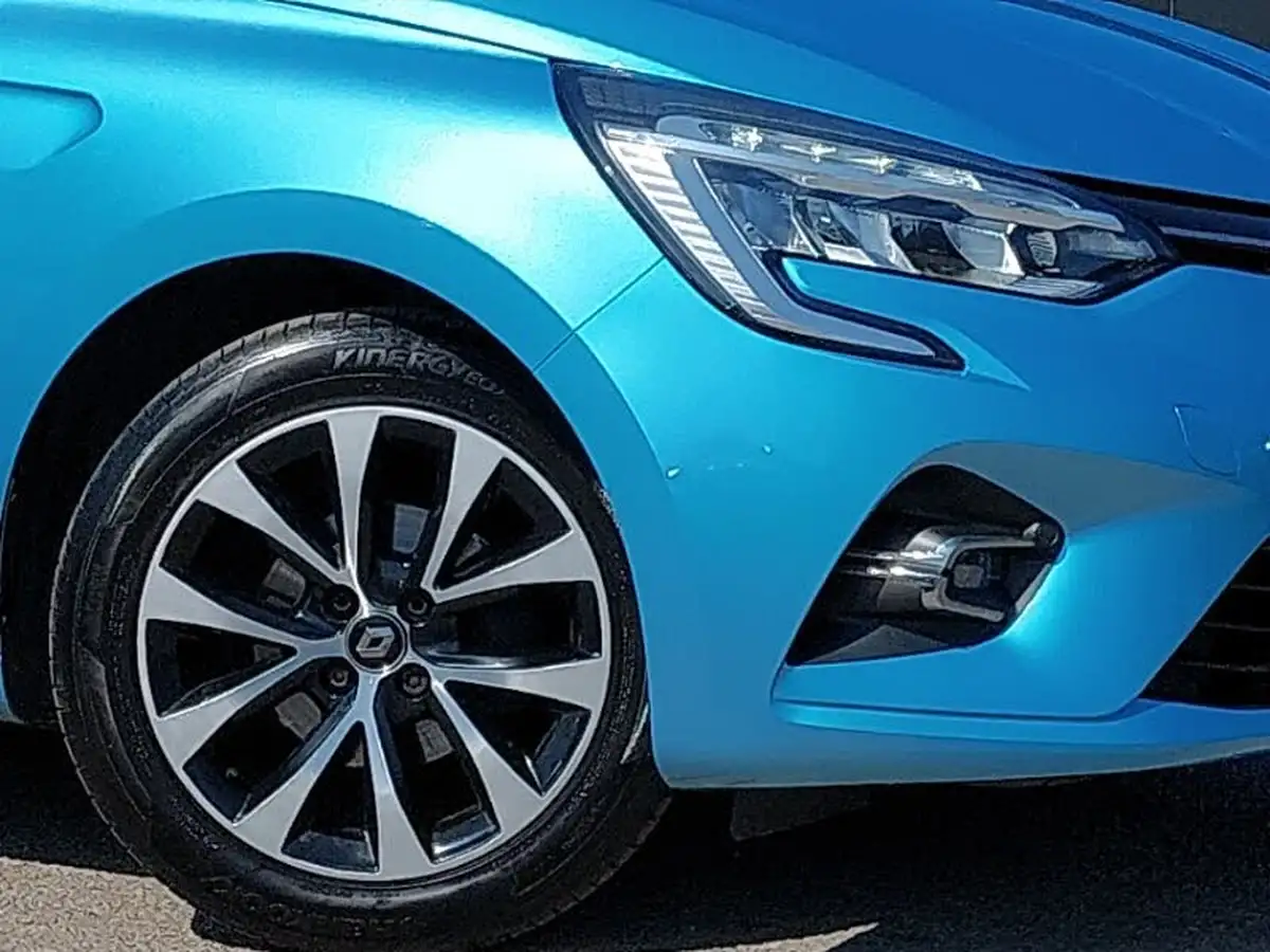 2020-renault-clio-10-sce-iconic-75bhp-big-8