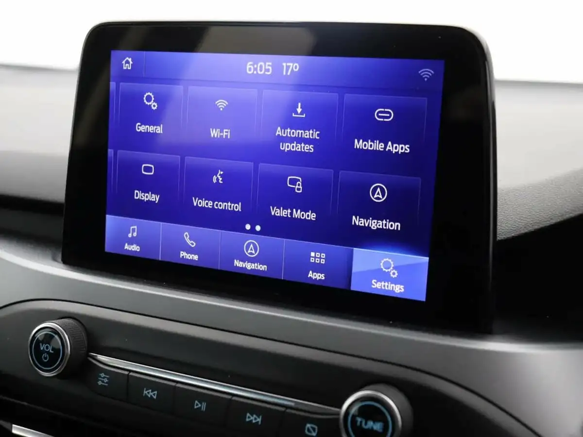 2022-ford-focus-10t-trend-hatchback-big-27
