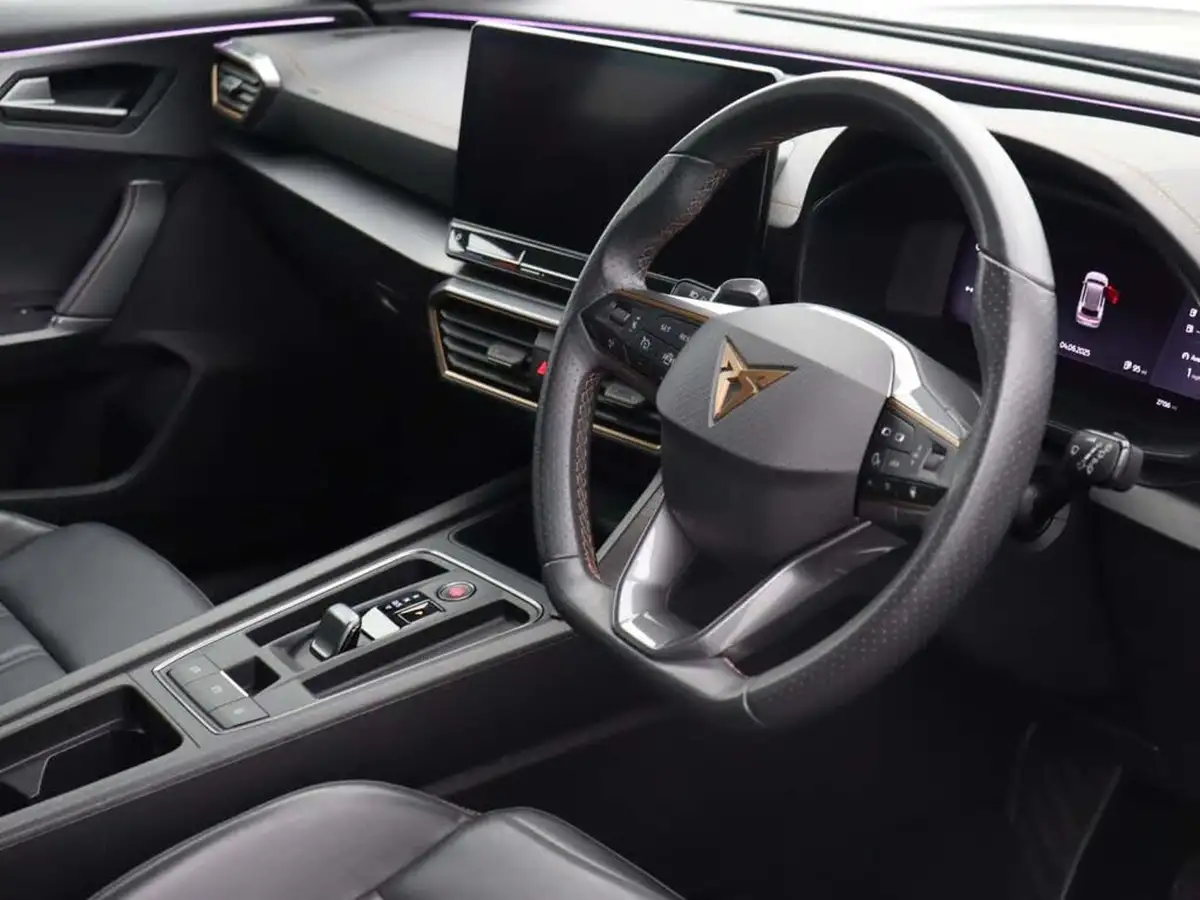 2021-cupra-formentor-14-e-hybrid-v2-big-18