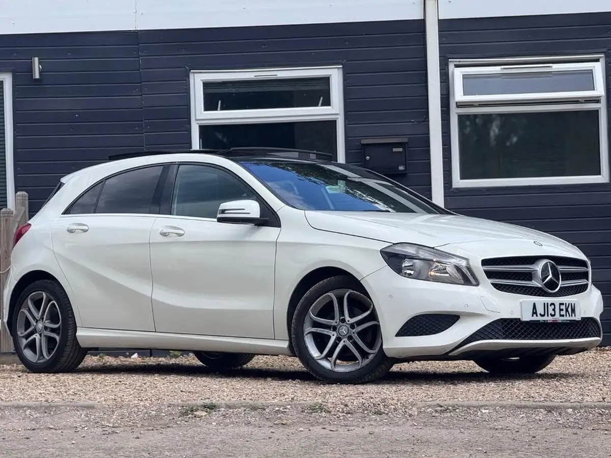 2013-mercedes-benz-a-class-18-cdi-a200-sport-18-cdi-109ps-blueefficiency-7g-dct-big-0