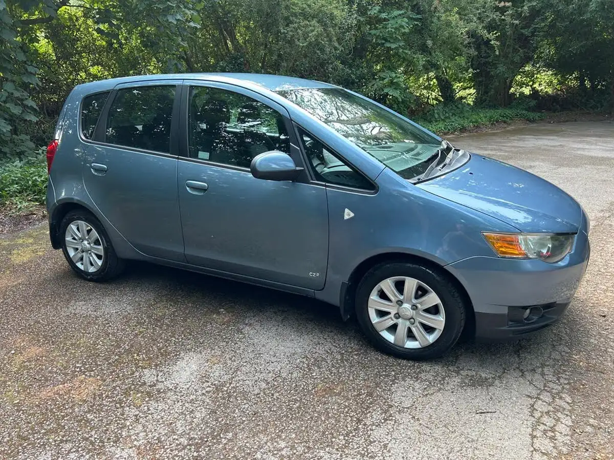 2011-mitsubishi-colt-13-cz2-5d-big-14