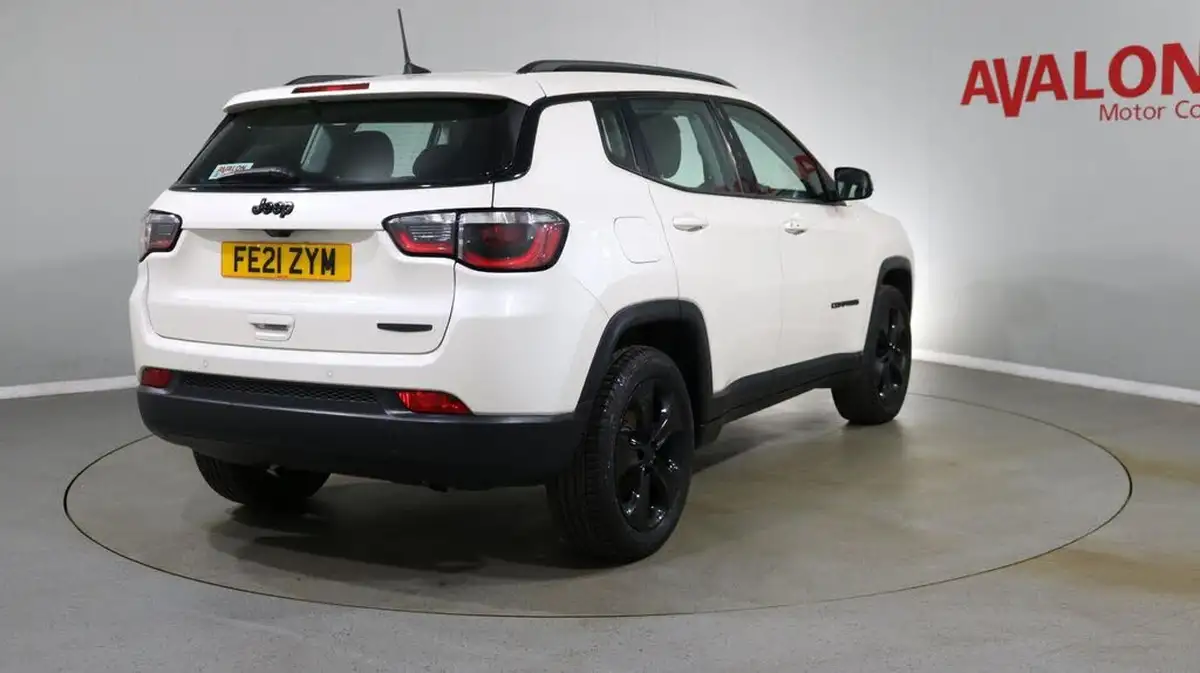 2021-jeep-compass-14-multiair-ii-night-eagle-big-8