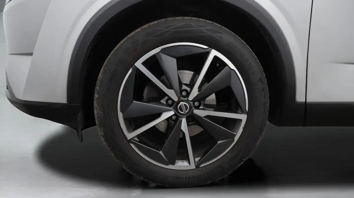2022-nissan-qashqai-13-dig-t-tekna-158ps-big-18