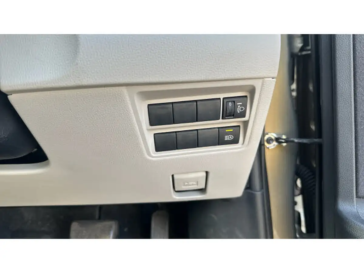 2022-toyota-yaris-cross-15-vvt-i-excel-city-packpan-roof-big-29