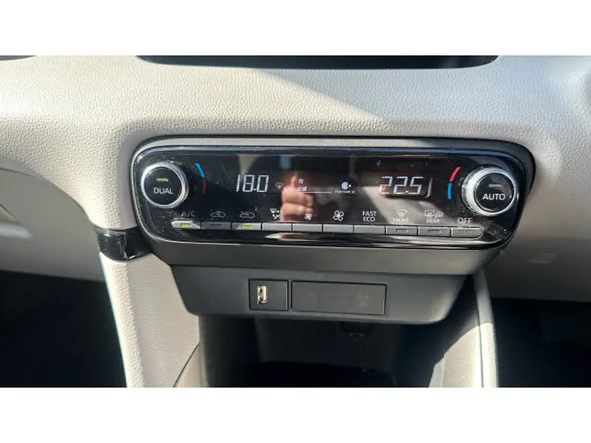 2022-toyota-yaris-cross-15-vvt-i-excel-city-packpan-roof-big-25