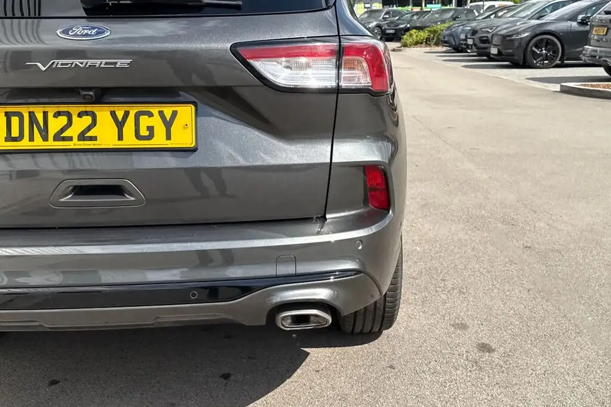 2022-ford-kuga-25t-vignale-190ps-fhev-big-24