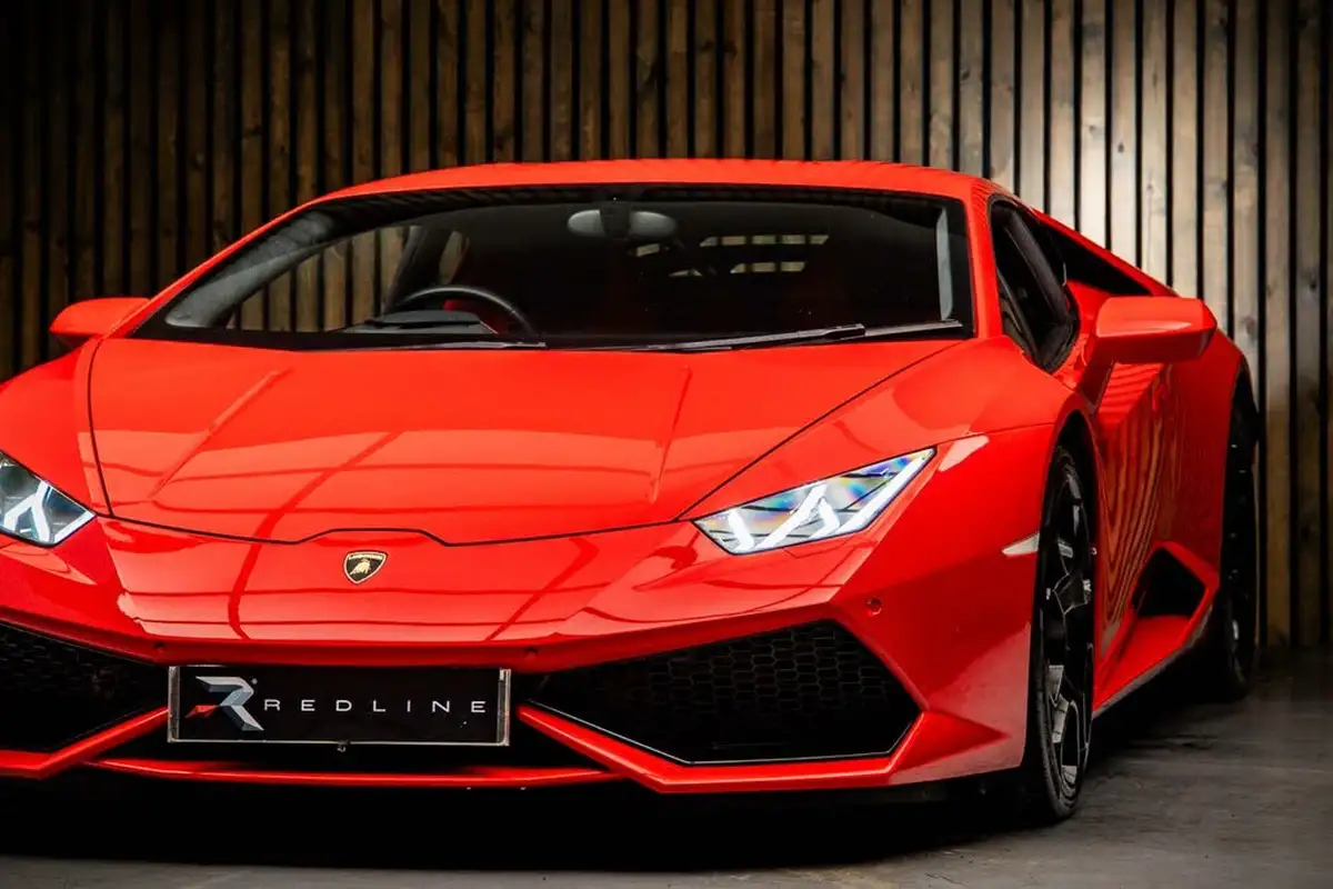 2016-lamborghini-huracan-52-lp-610-4-4wd-coupe-big-12