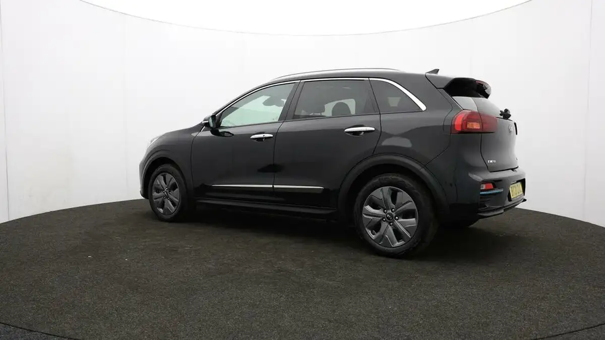 2021-kia-e-niro-ev-4-big-71