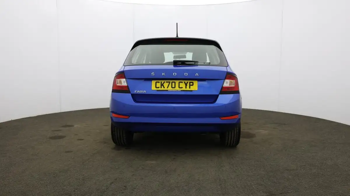 2020-skoda-fabia-10-mpi-colour-edition-60ps-big-63