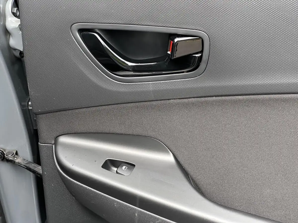 2020-hyundai-kona-16-gdi-premium-big-51