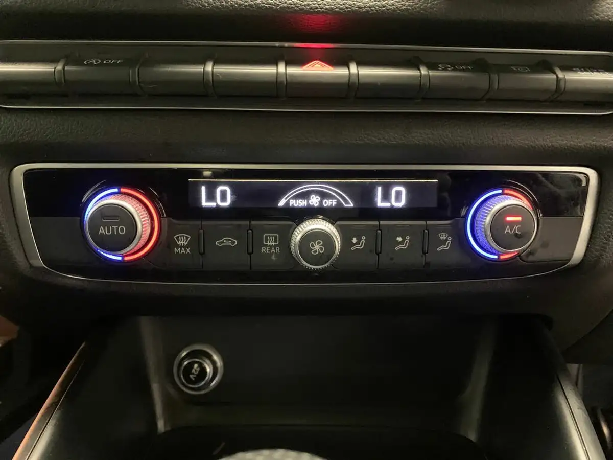 2020-audi-a3-15-35-tfsi-s-line-saloon-4d-1495cc-tronic-big-23