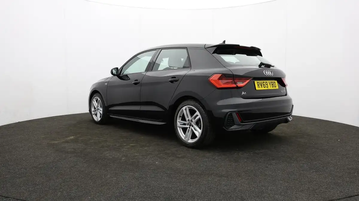 2019-audi-a1-10-30-tfsi-s-line-big-77