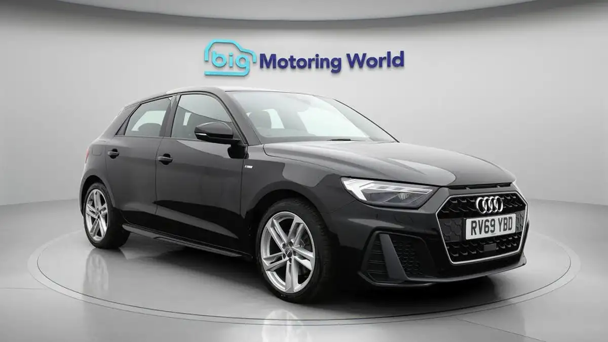 2019-audi-a1-10-30-tfsi-s-line-big-1