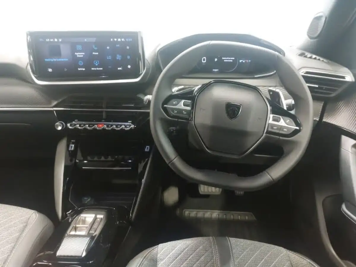 2024-peugeot-2008-suv-12-puretech-allure-130ps-eat8-big-6