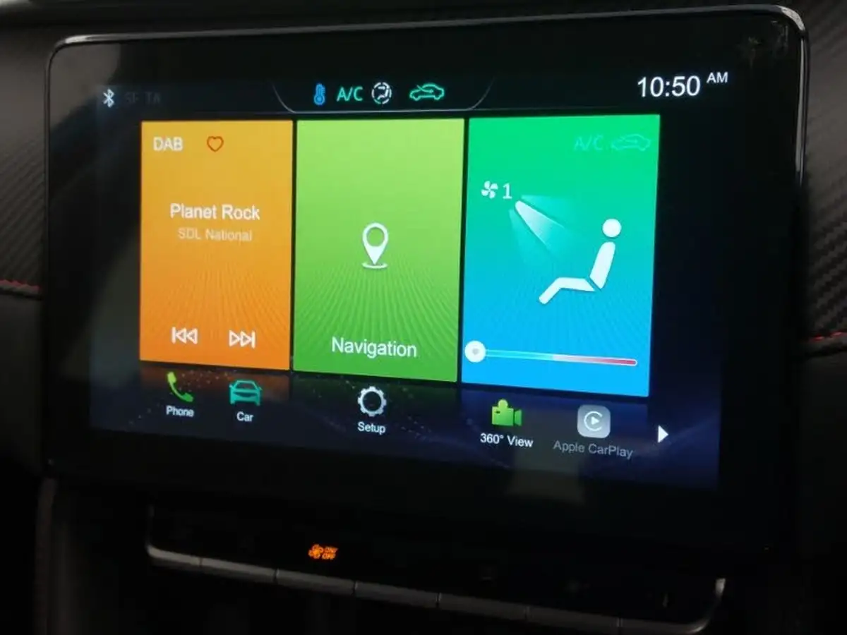 2024-mg-zs-suv-15-vti-tech-exclusive-big-14