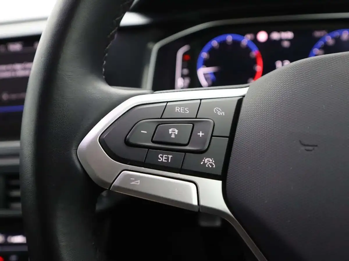 2023-volkswagen-polo-10-tsi-style-big-29