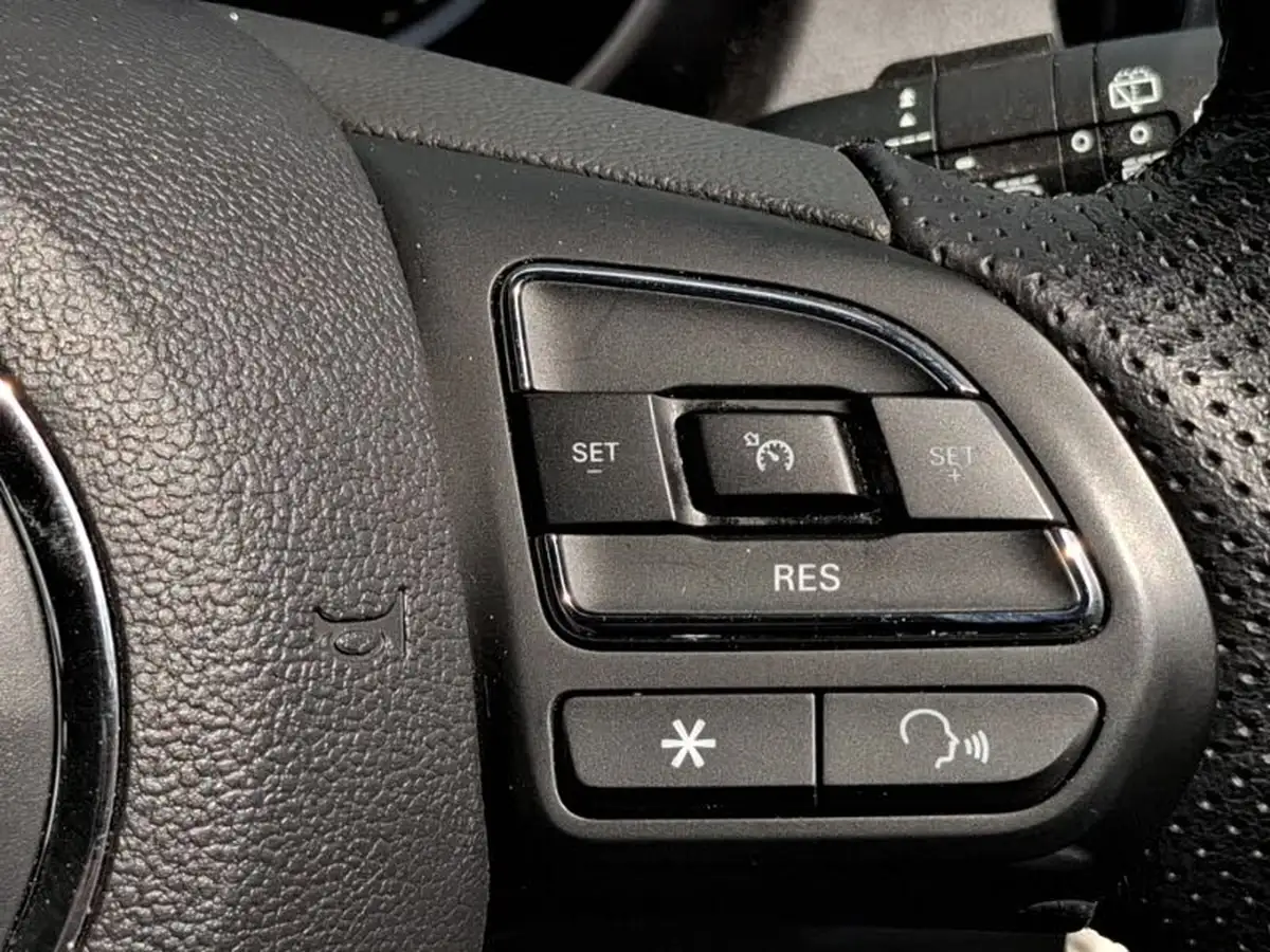 2022-mg-mg3-15-vti-tech-exclusive-nav-big-18