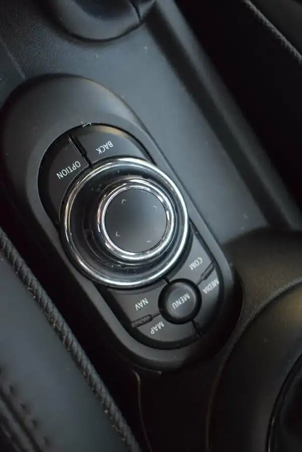 2021-mini-cooper-15-cooper-exclusive-convertible-2d-auto-big-19