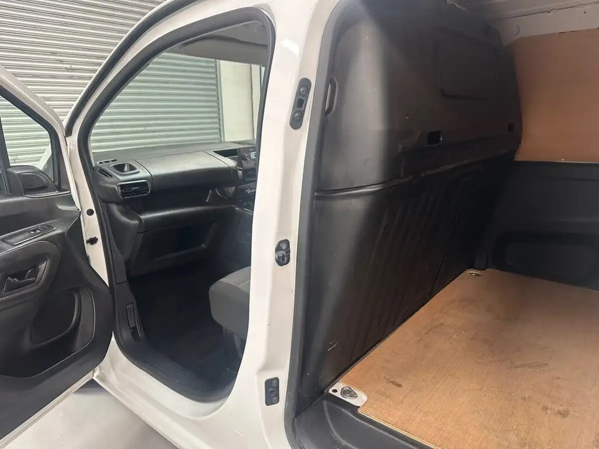 2019-vauxhall-combo-15cdti-edition-2000-75pseu6d-t-panel-big-20