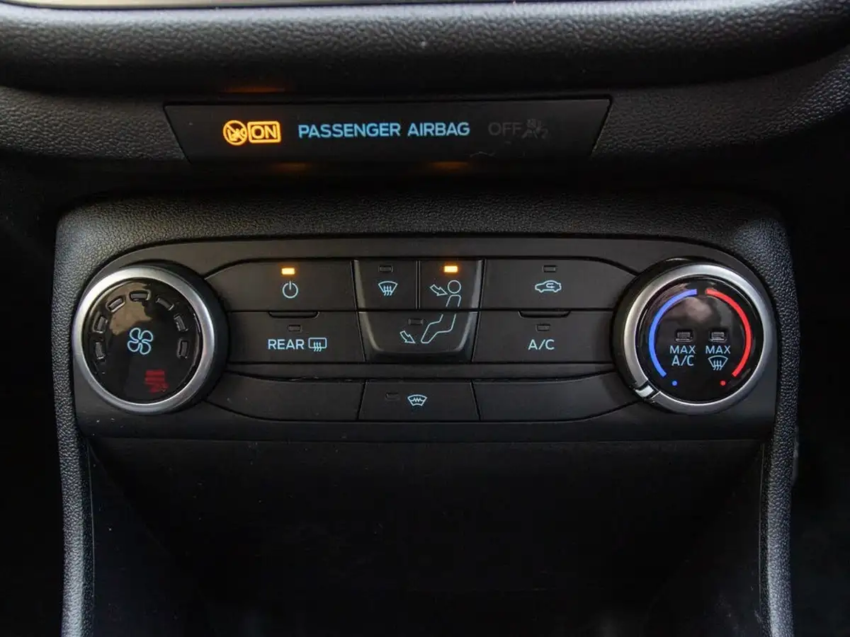 2022-ford-fiesta-10t-st-line-155ps-hybrid-mhev-5d-big-33