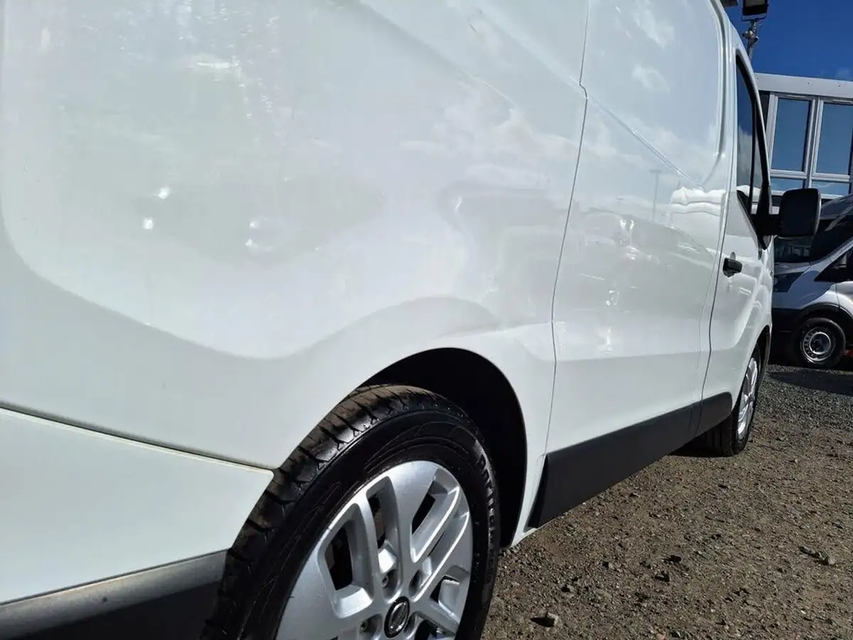 2019-nissan-nv300-16dci-tekna-l1h1-120ps-10t-panel-van-big-32