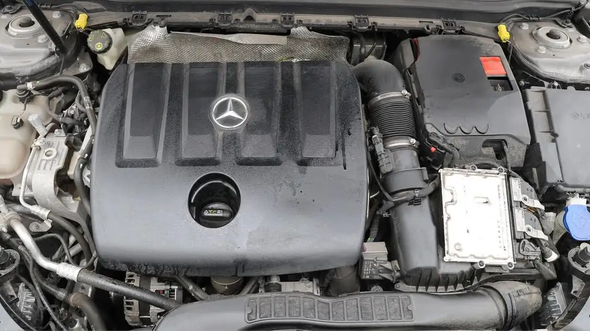 2019-mercedes-benz-a-class-15d-a180d-sport-hatchback-5d-7g-dct-big-19
