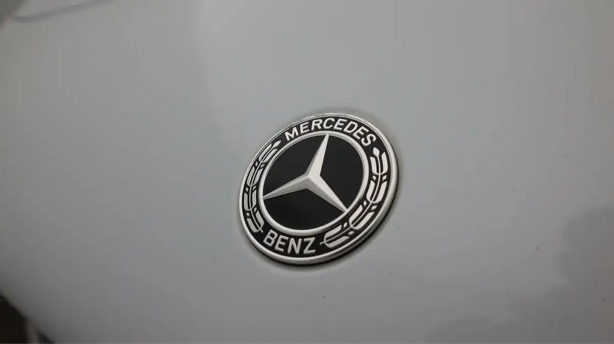 2022-mercedes-benz-cla-13-cla-200-amg-line-coupe-4d-big-20