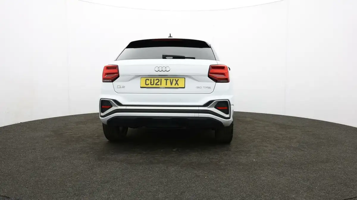 2021-audi-q2-10-30-tfsi-s-line-big-65