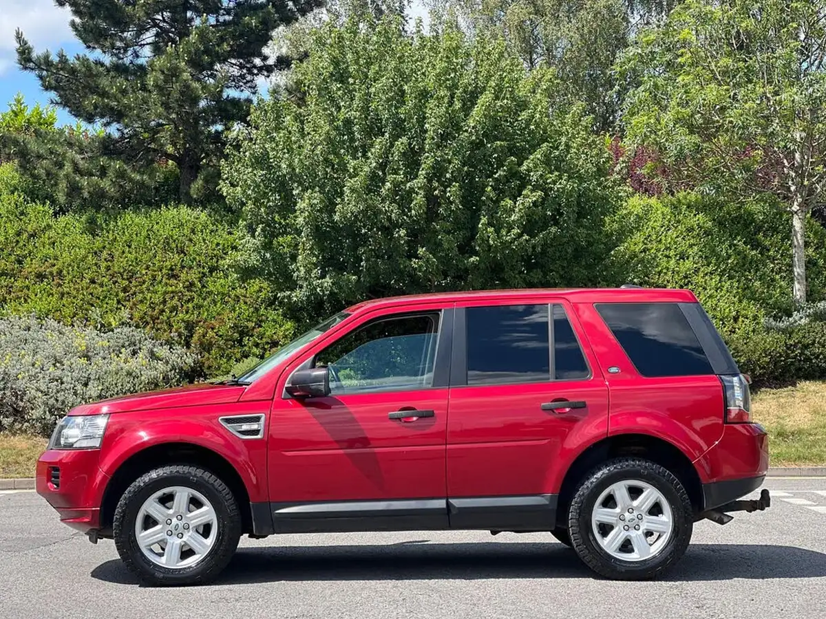 2014-land-rover-freelander-2-22td4-gs-big-14