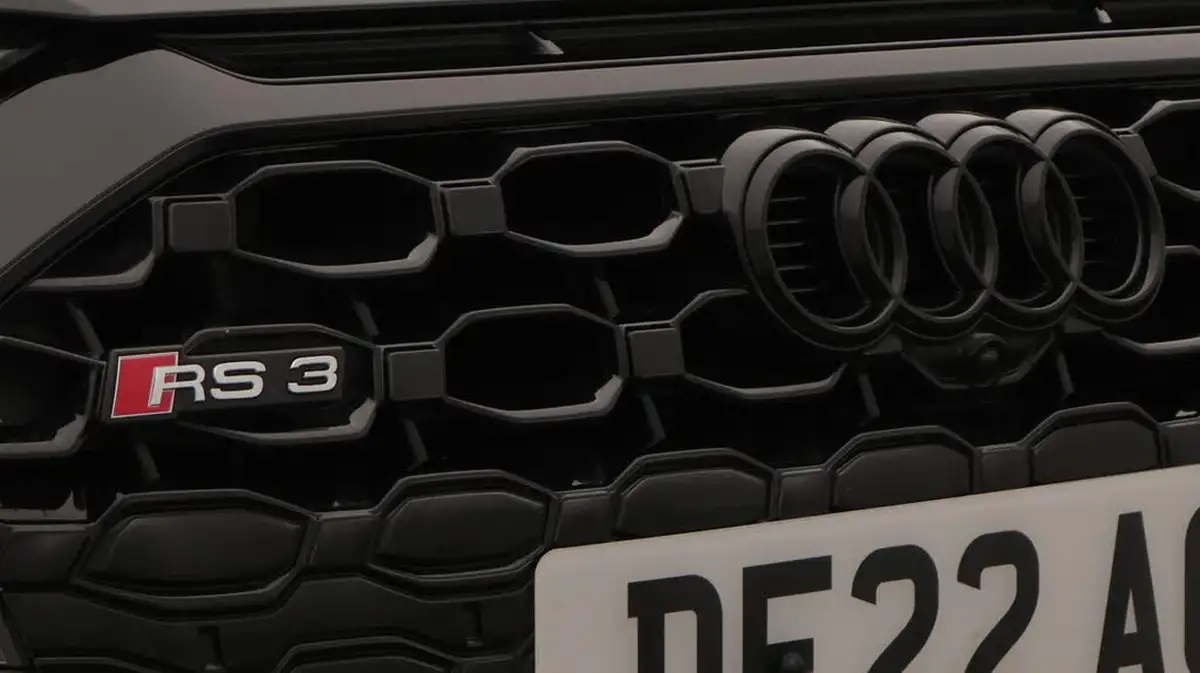 2022-audi-rs3-25-tfsi-sportback-5d-big-29