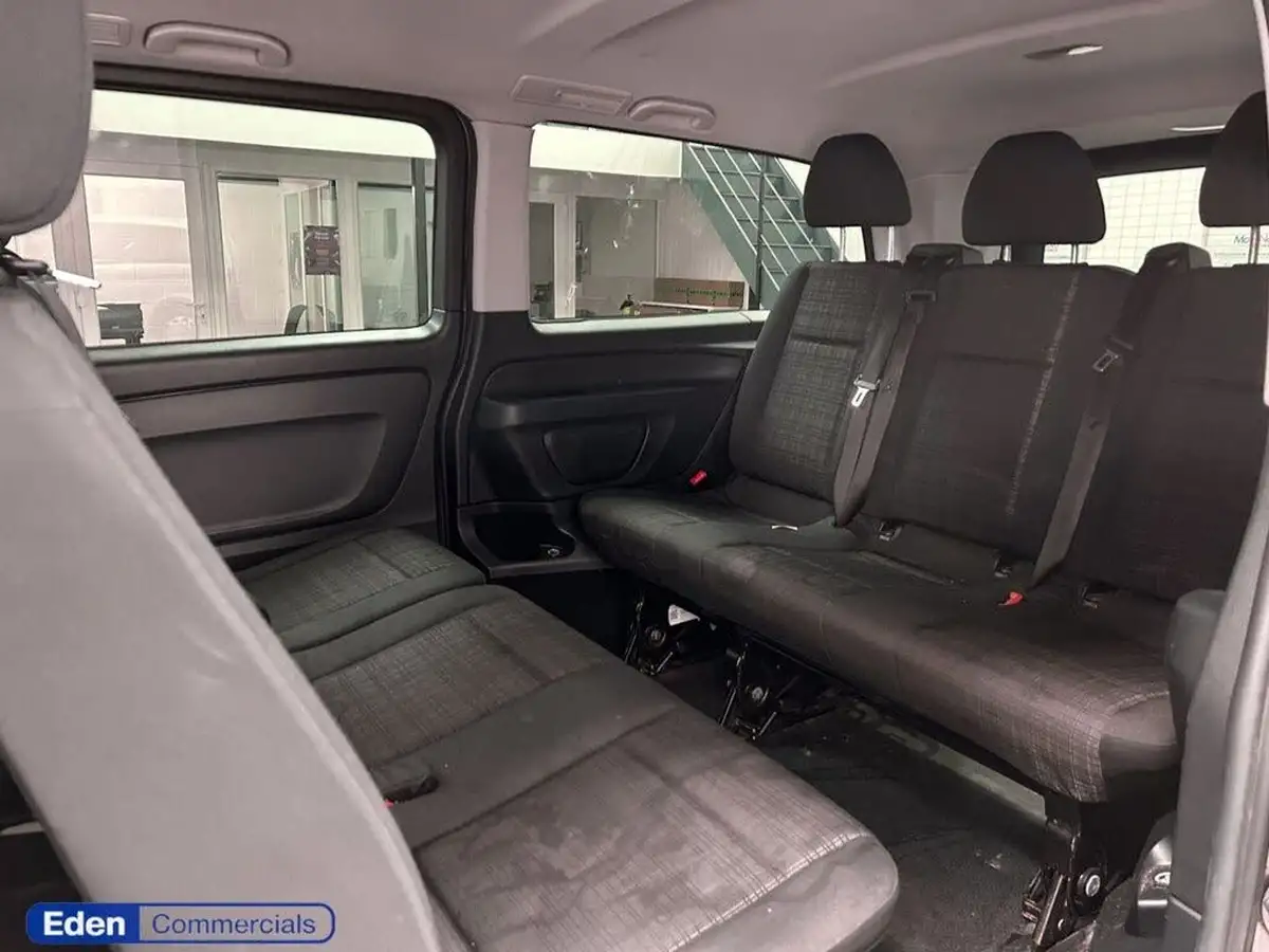 2018-mercedes-benz-vito-21cdi-tourer-pro-114-long-big-10