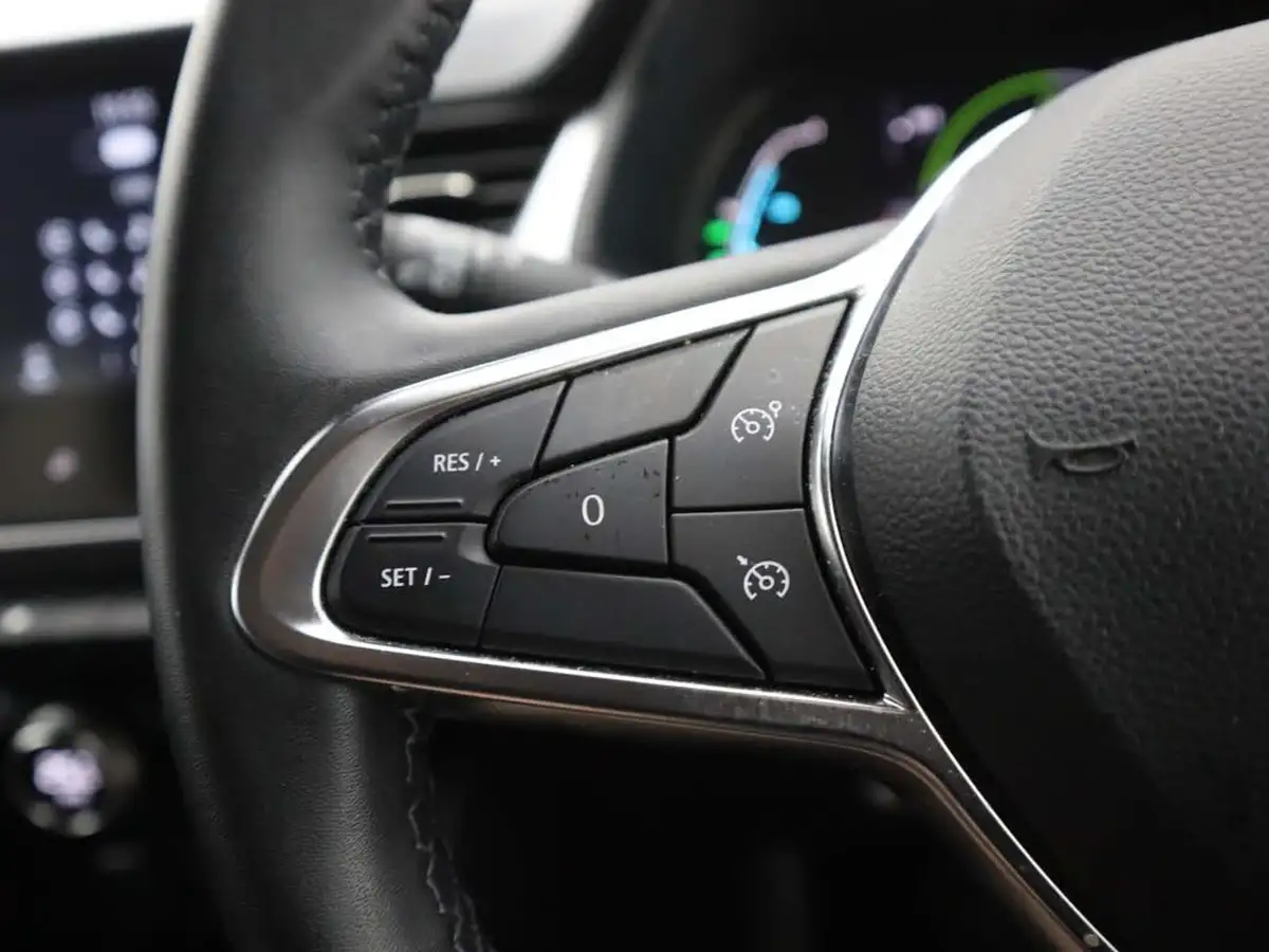 2023-renault-captur-16-techno-145ps-full-big-30