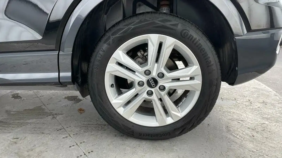 2022-audi-q2-10-30-tfsi-sport-big-33
