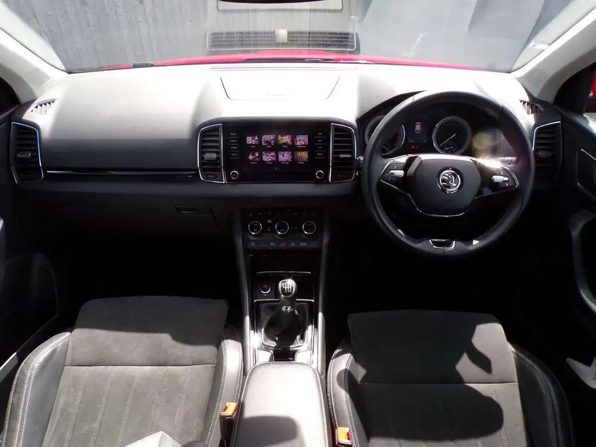 2021-skoda-karoq-10-tsi-se-l-110ps-big-8