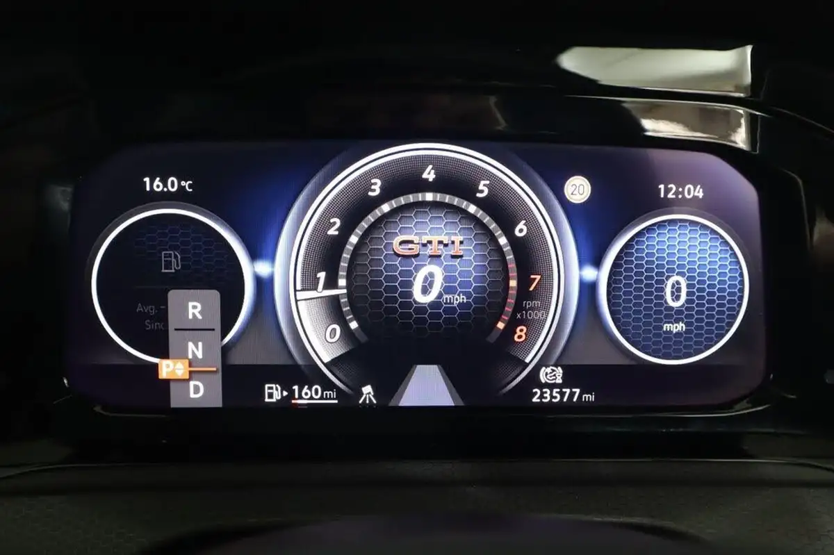 2023-volkswagen-golf-20-tsi-gti-dsg-big-48