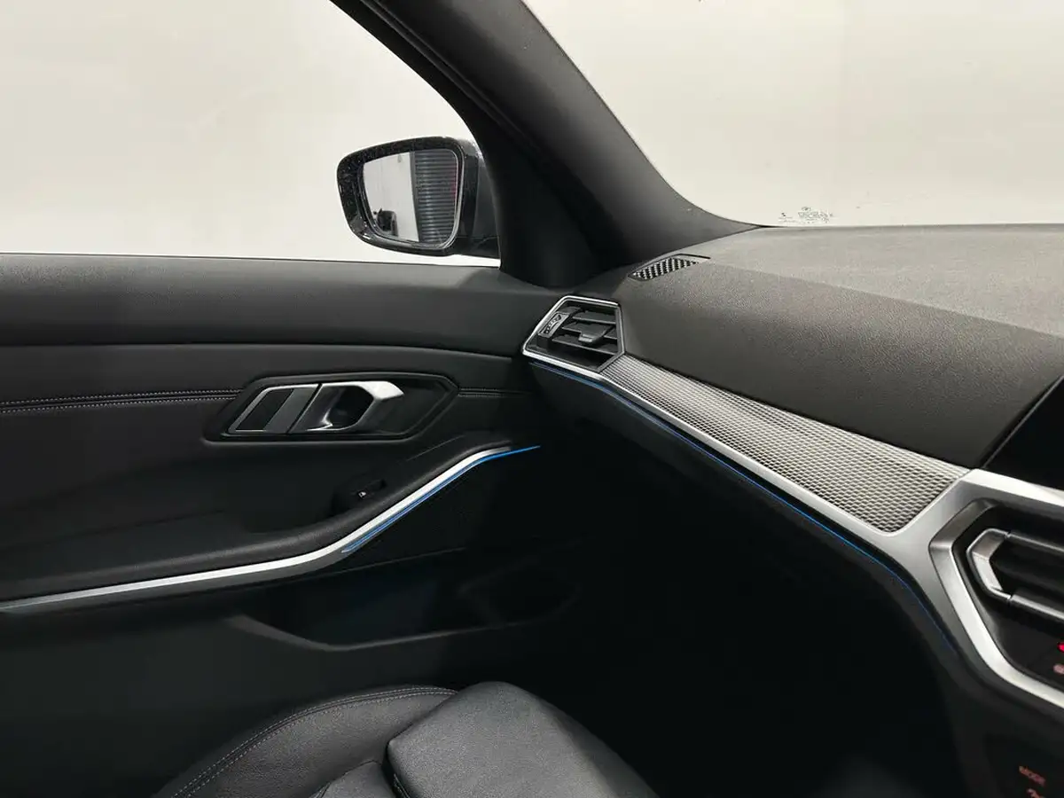 2021-bmw-3-series-20-330e-m-sport-touring-5d-big-25